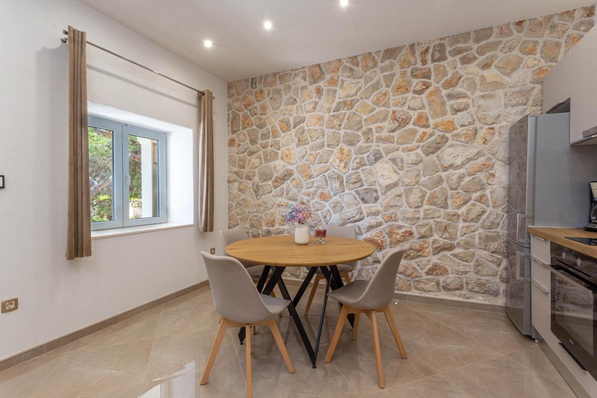 Apartment Zastupac 8761A Hvar Town Extérieur photo